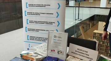 Stoisko Biblioteki Głównej w Mediatece 